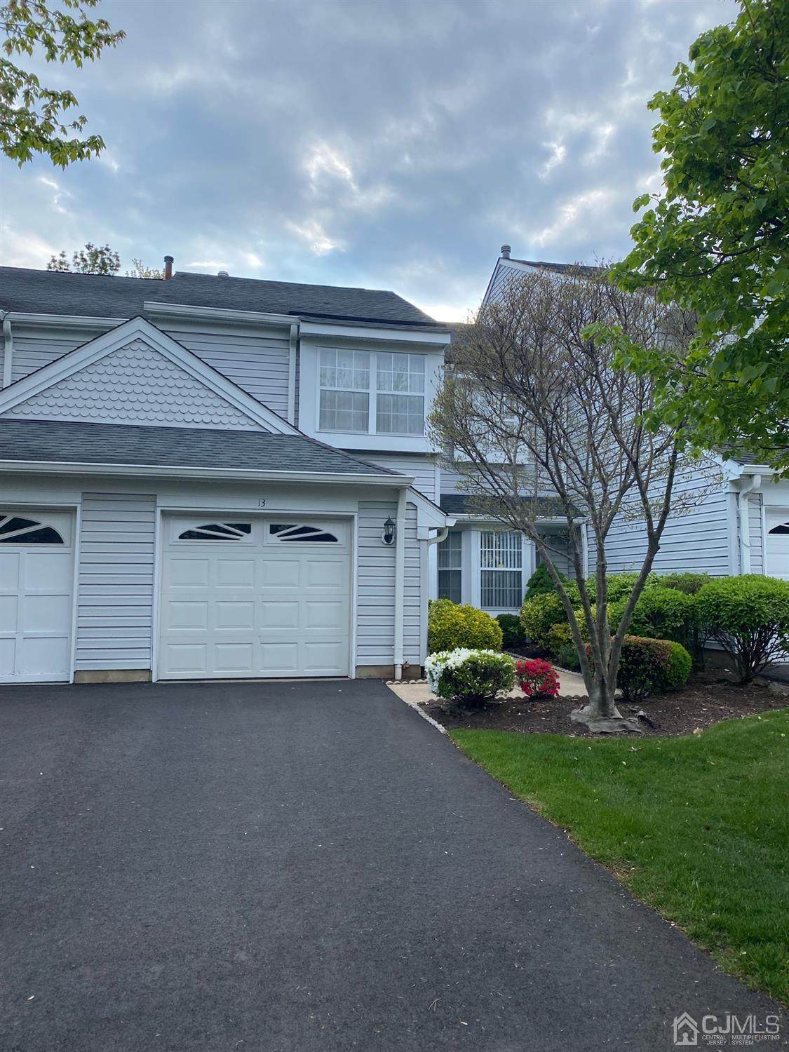 13 Forden Court - Photo 1