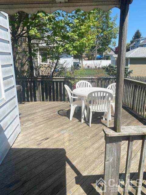25 Silver Lake Avenue - Photo 1