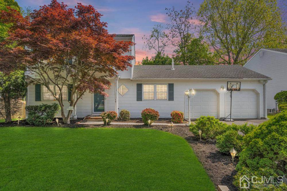 30 Westwood Circle - Photo 1
