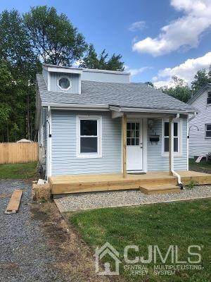 1040 Cook Avenue - Photo 1