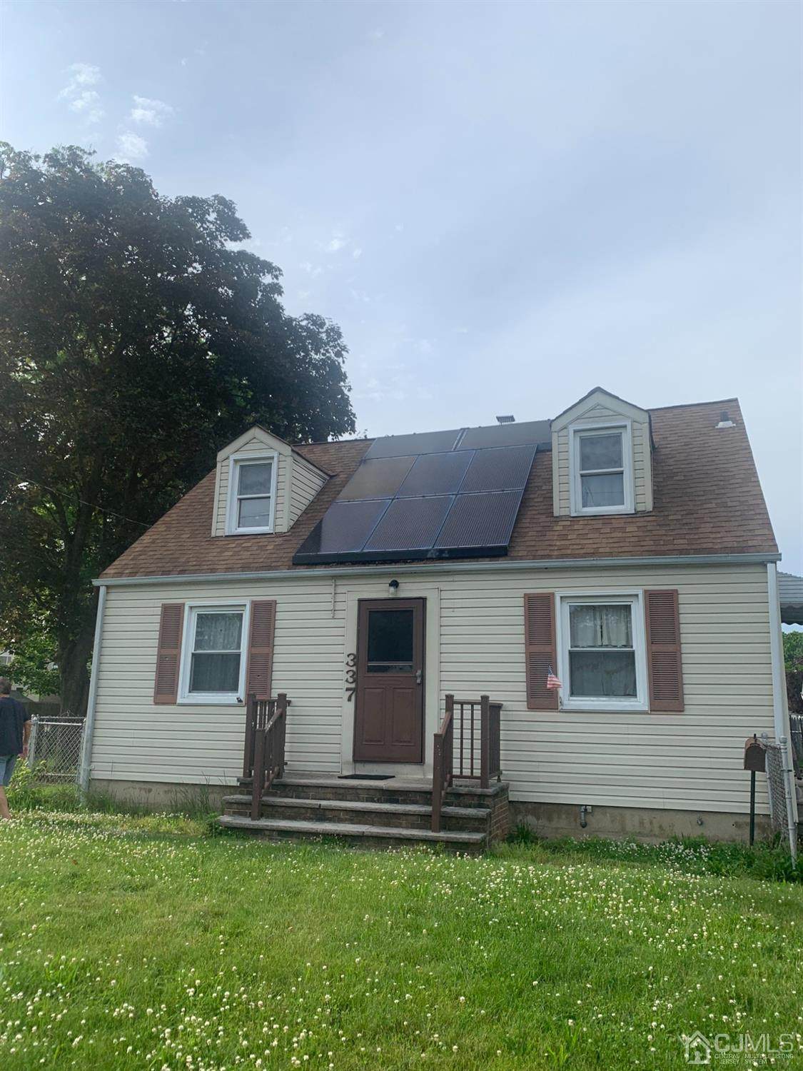337 Howard Avenue - Photo 1