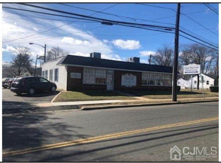2412 Plainfield Avenue - Photo 1