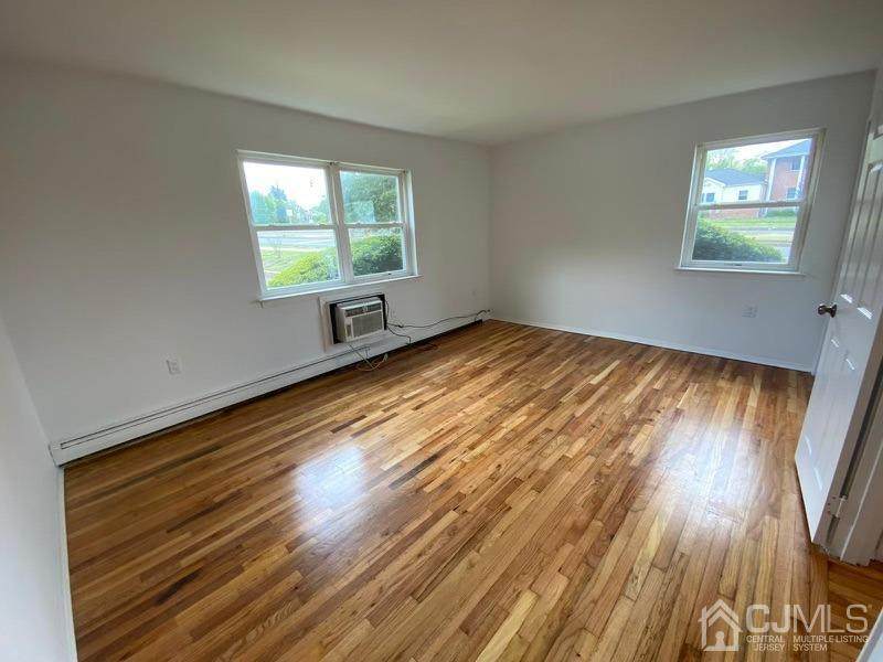 406 Cranbury Road - Photo 1