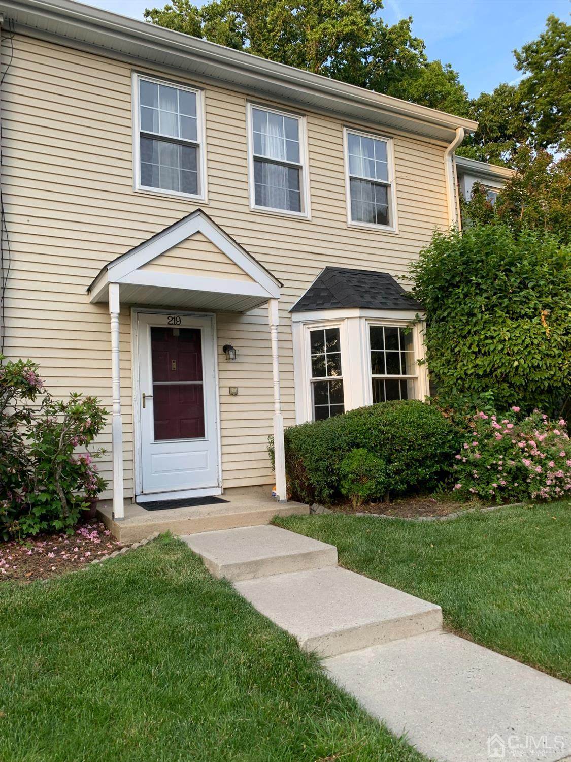 219 Applegate Lane - Photo 1
