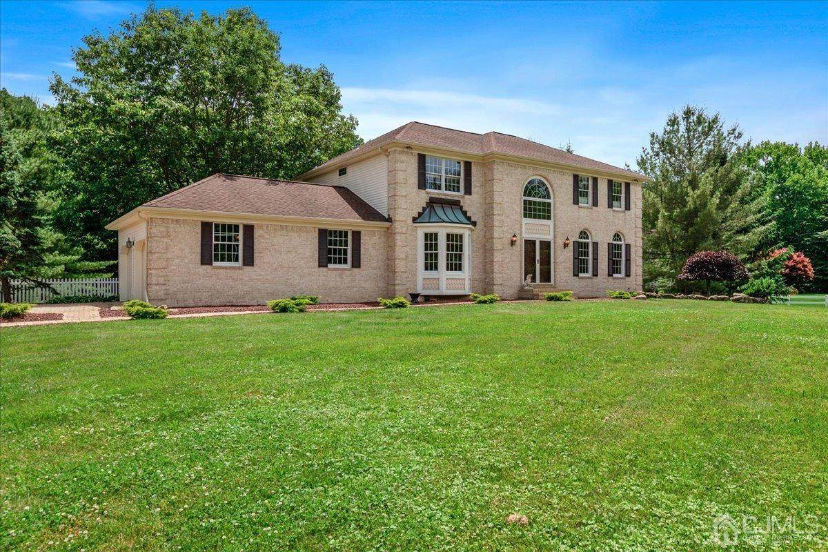 16 Hickory Drive - Photo 1