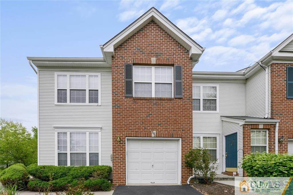 203 Quail Creek - Photo 1