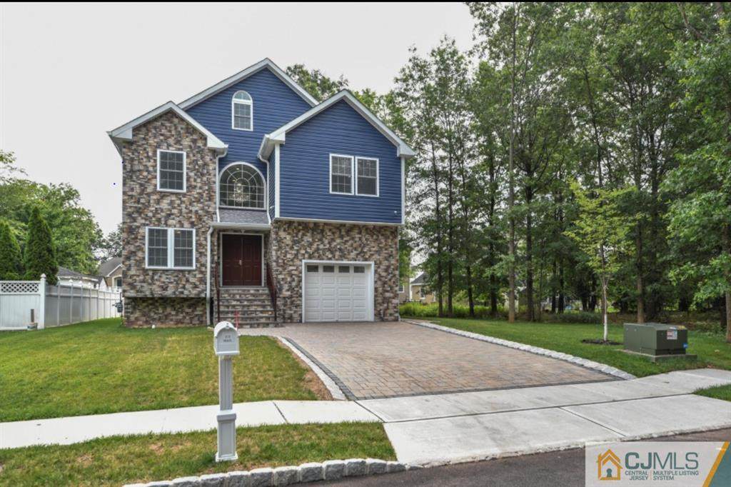 703 Tremont Avenue - Photo 1