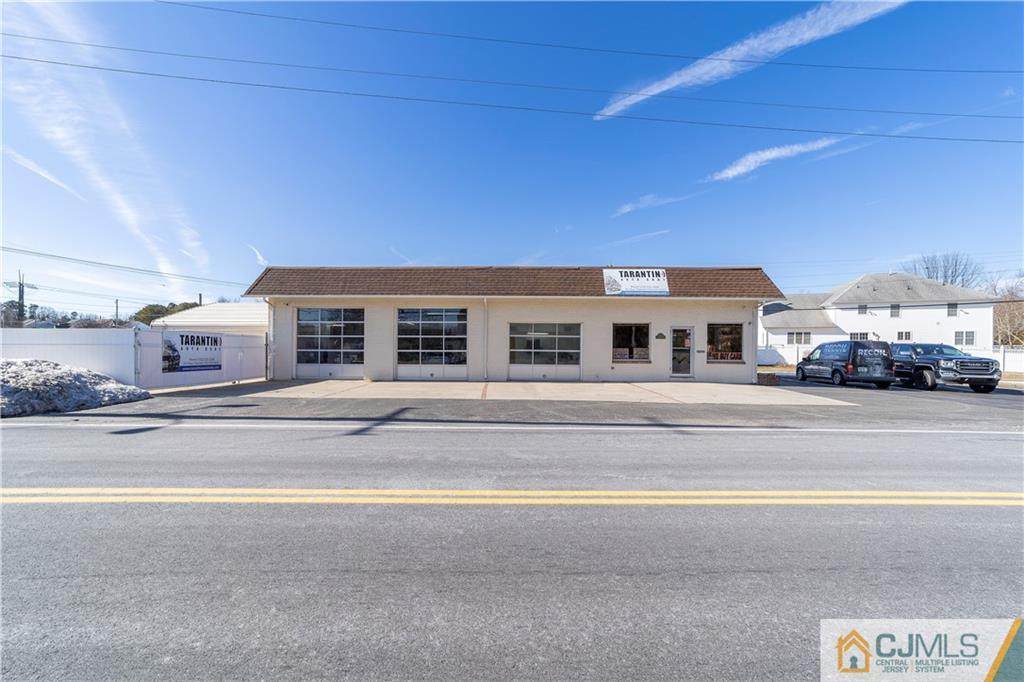 134 Helmetta Road - Photo 1