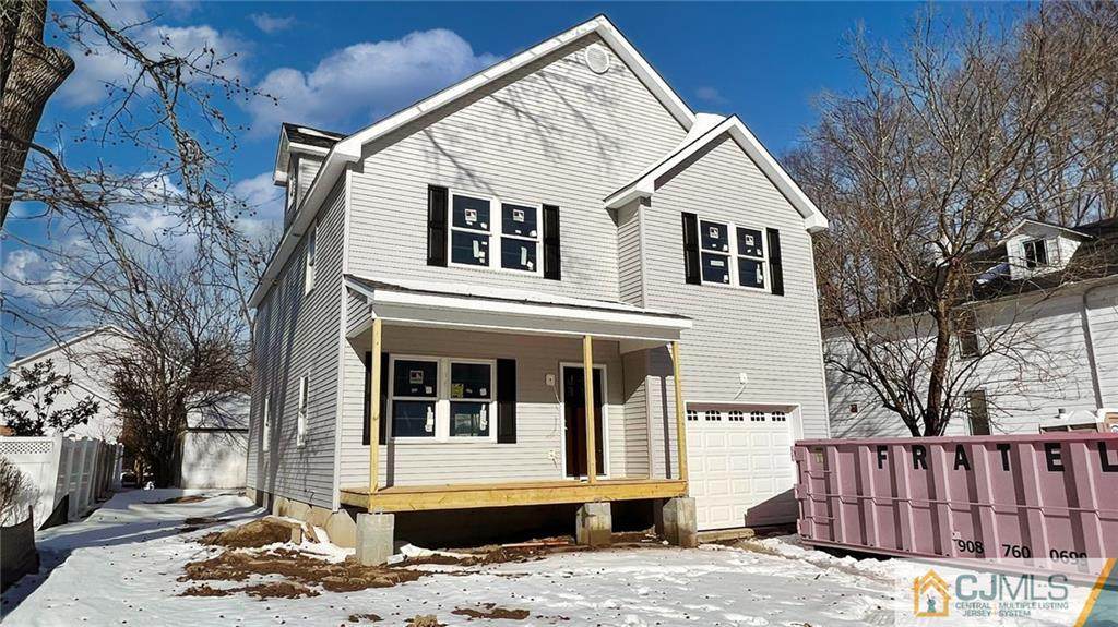 82 Alcazar Avenue - Photo 1
