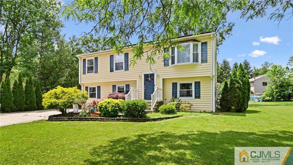 32 Linden Lane - Photo 1