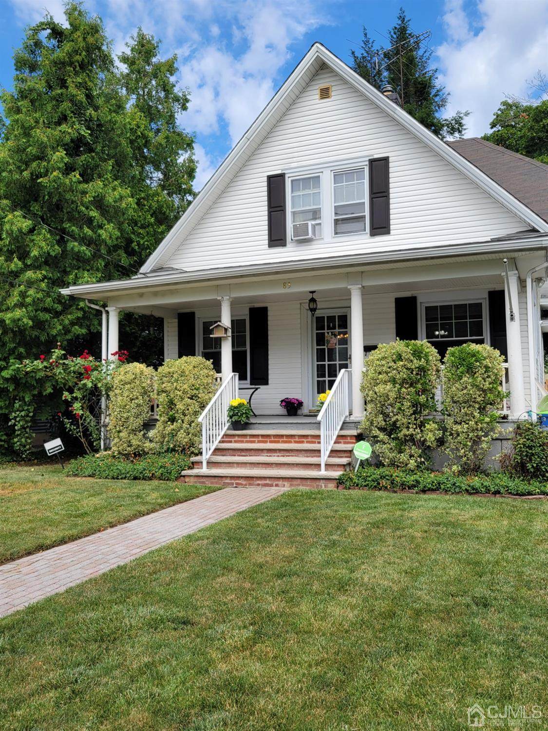 83 Jackson Avenue - Photo 1