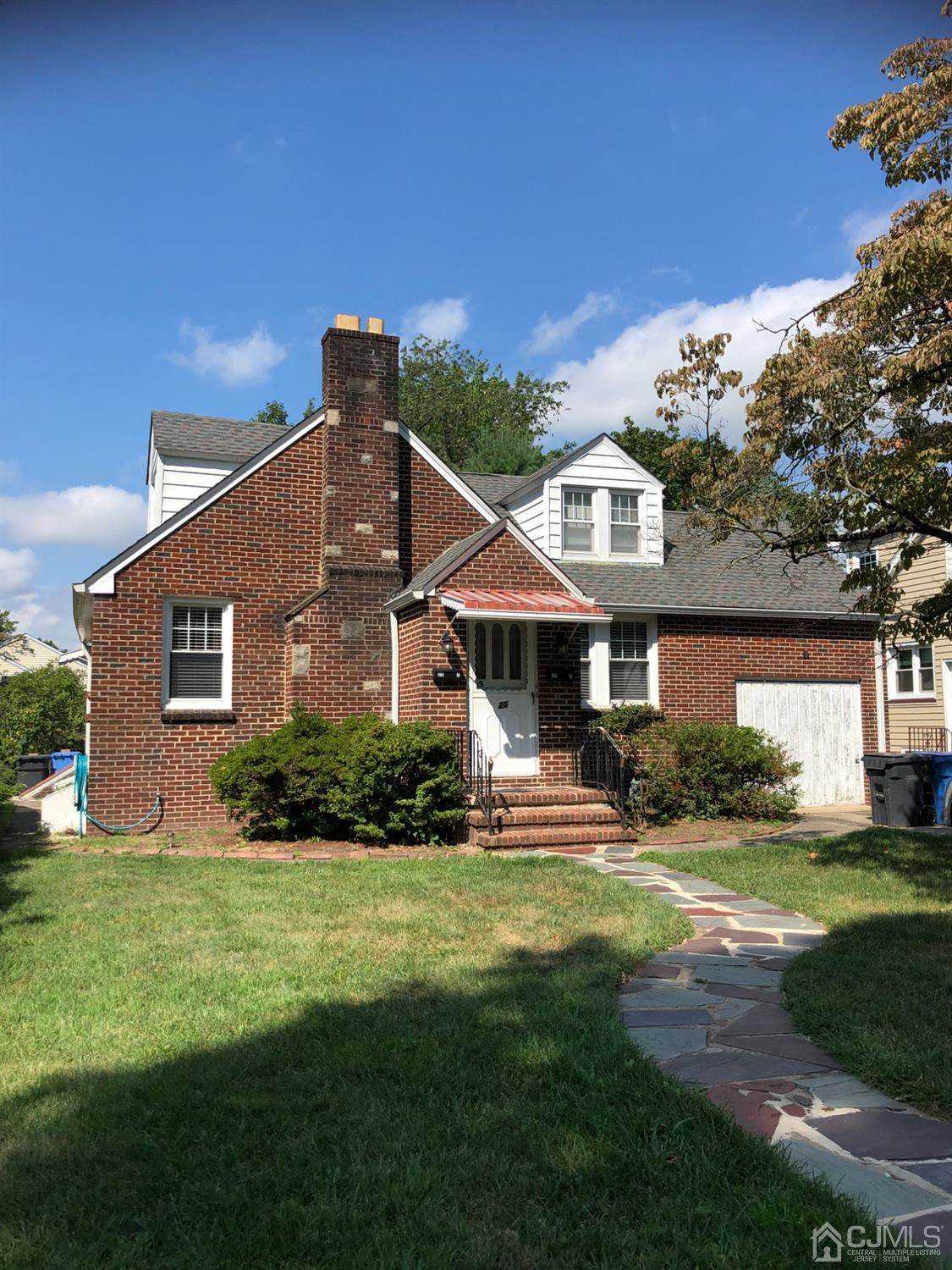 25 Upland Avenue - Photo 1