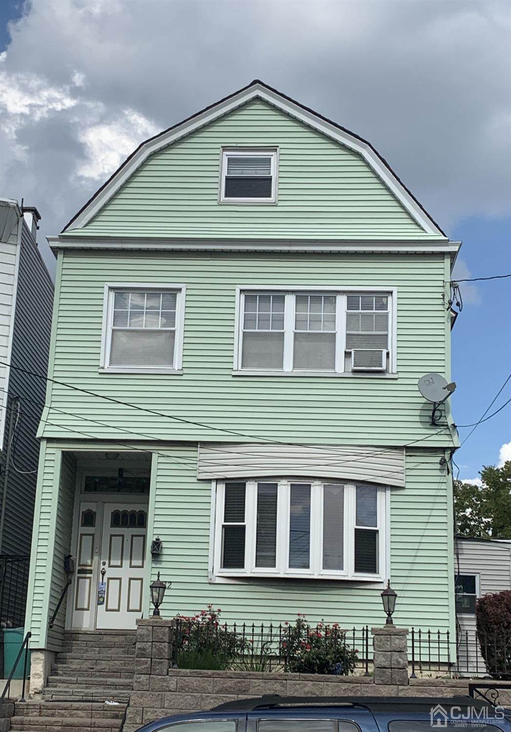 232 Danforth Avenue - Photo 1