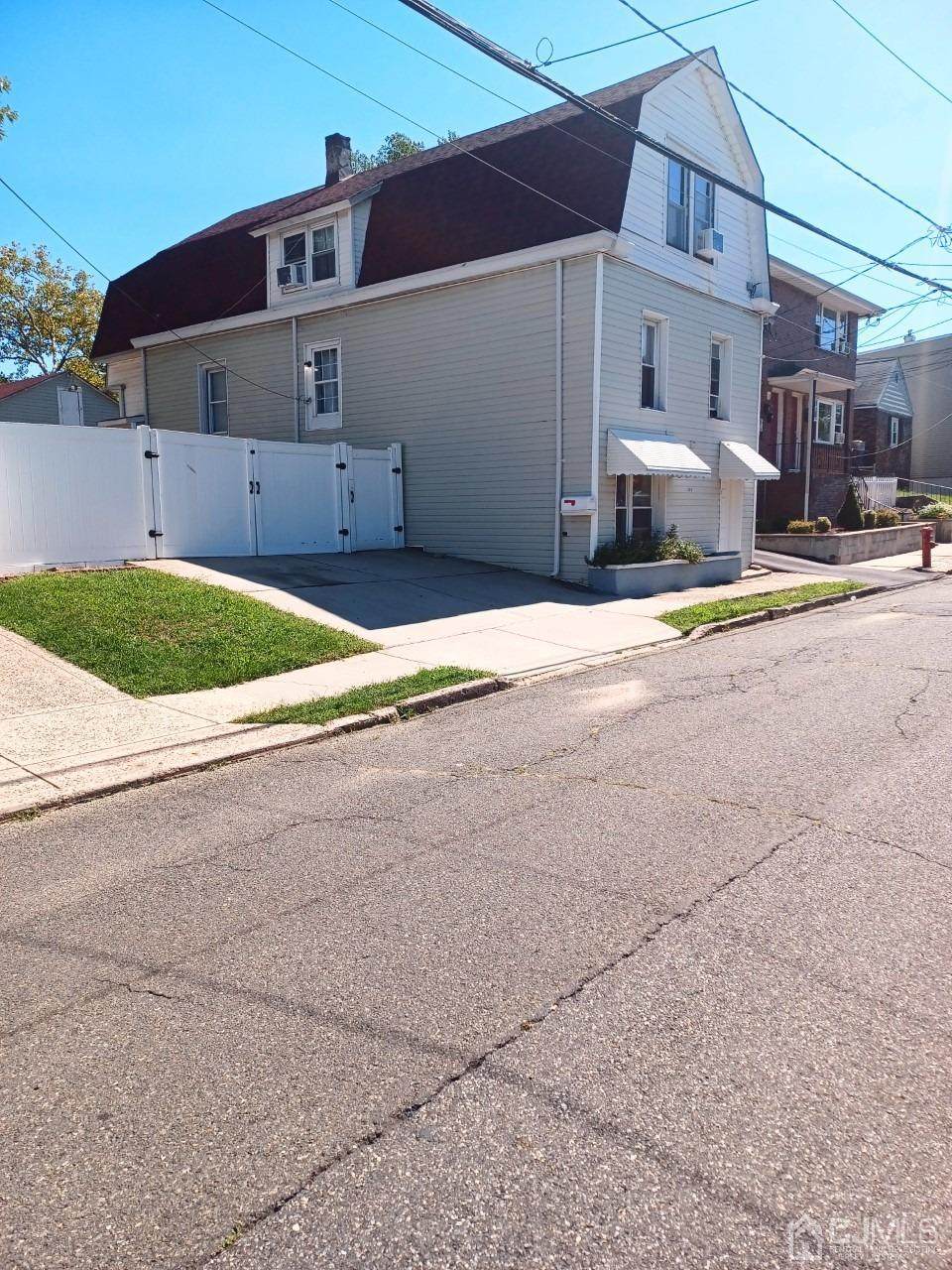 764 Mary Street - Photo 1