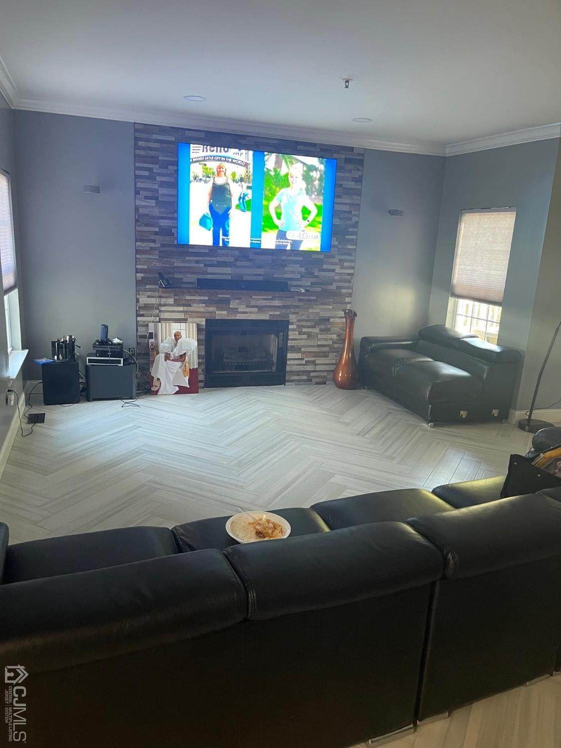 268 Pinelli Drive - Photo 1