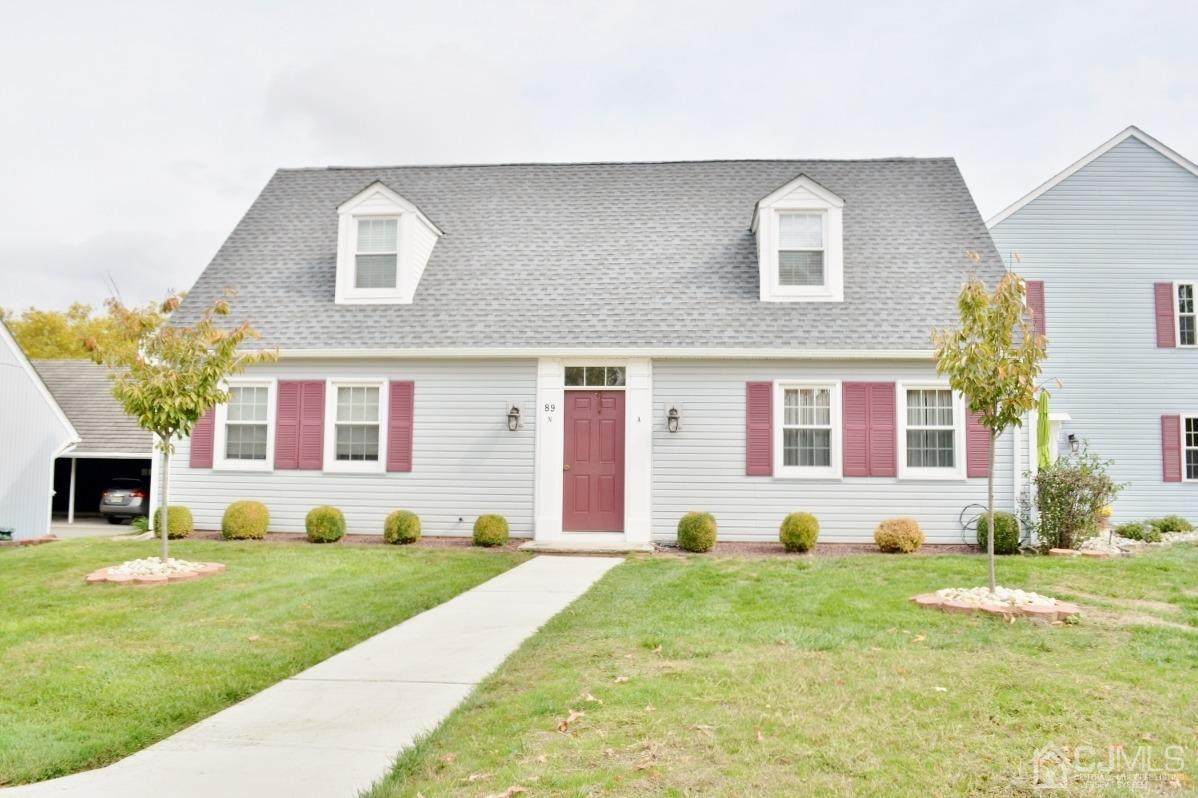 89 Gloucester Way - Photo 1