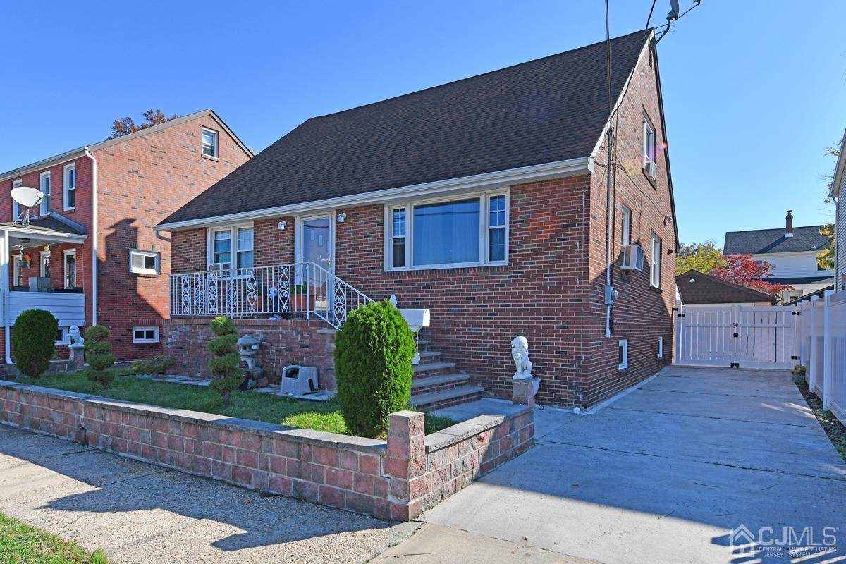 74 Longfellow Street - Photo 1
