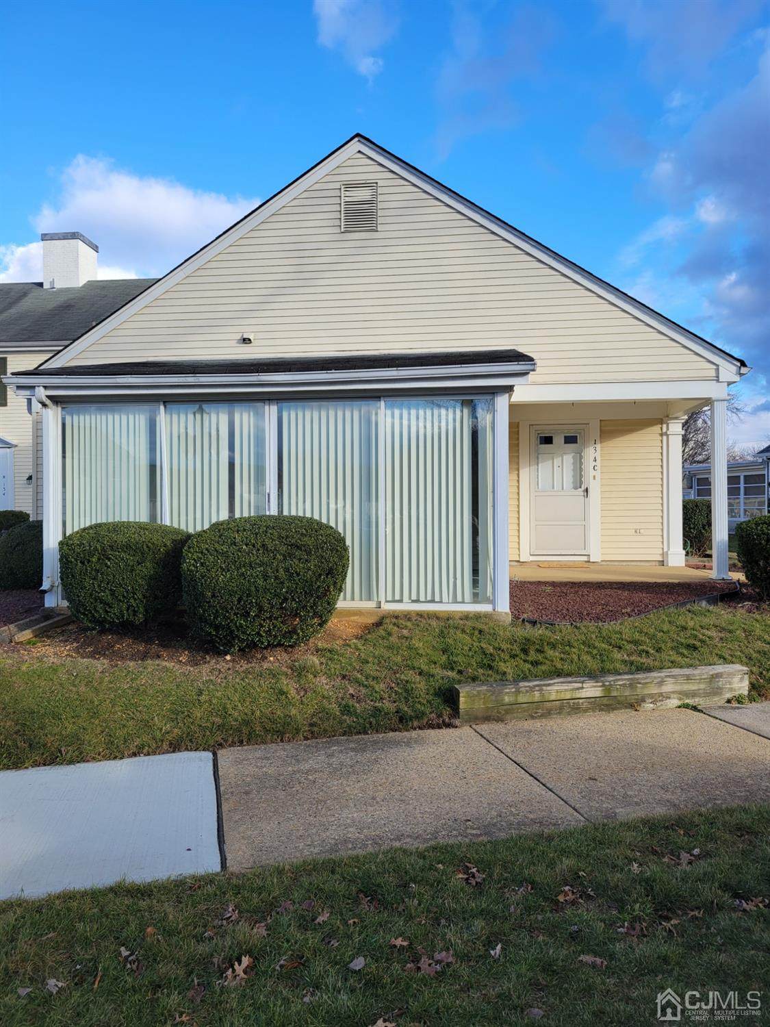 134 Old Nassau Road - Photo 1