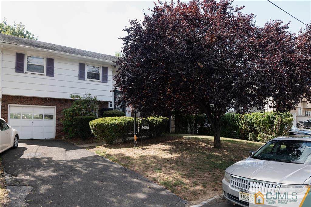 1400 Gustav Avenue - Photo 1