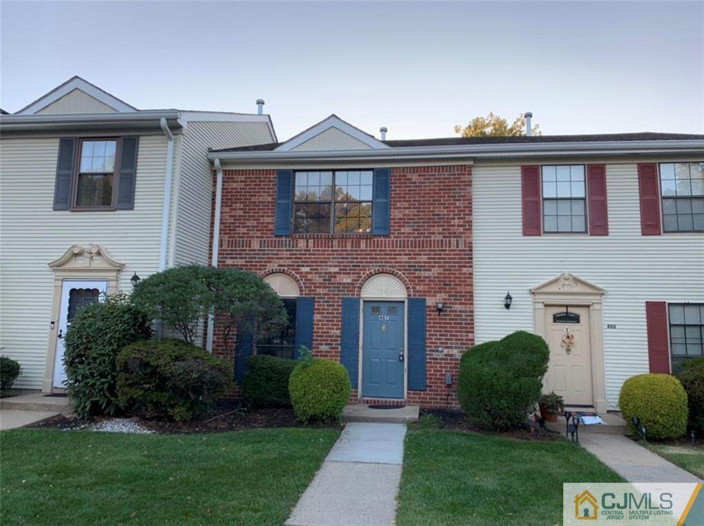 487 Danbury Lane - Photo 1