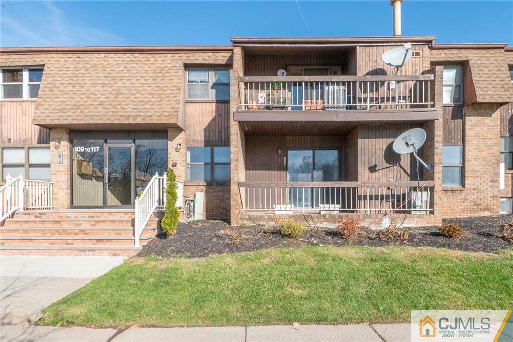 109 Sharon Garden Court - Photo 1