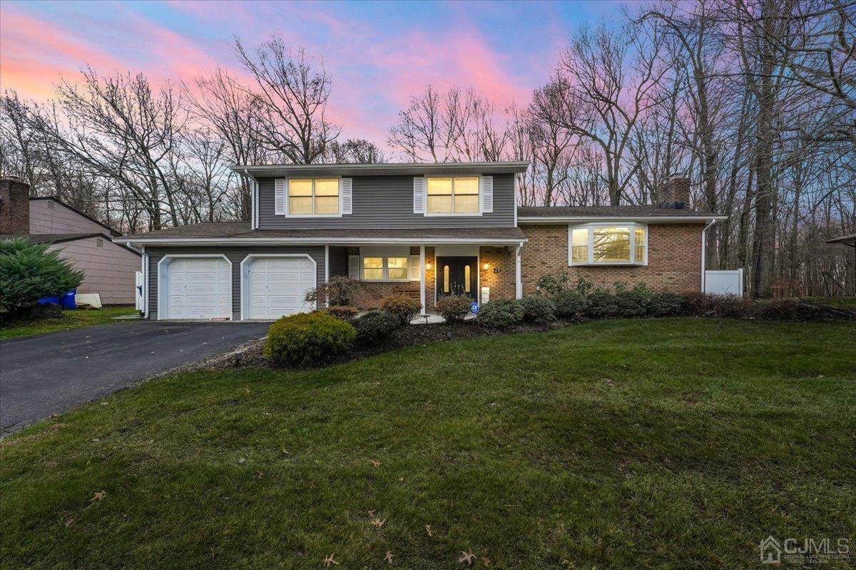 28 Woodmere Road, North Brunswick, NJ 08902 (MLS 2407022R) The