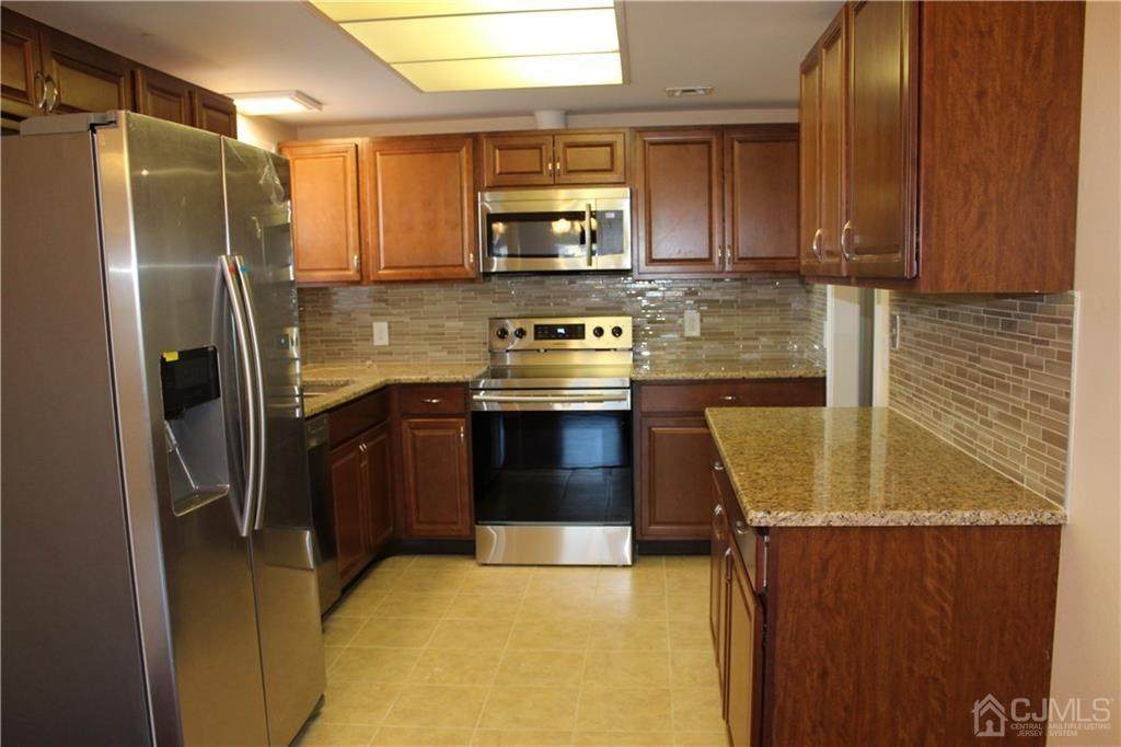 309-309 Sharon Way - Photo 1