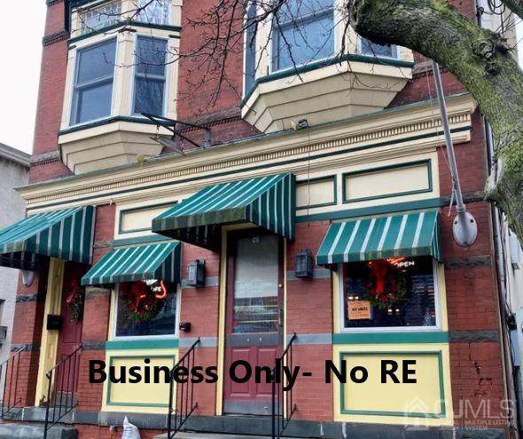 109 Broadway - Photo 1