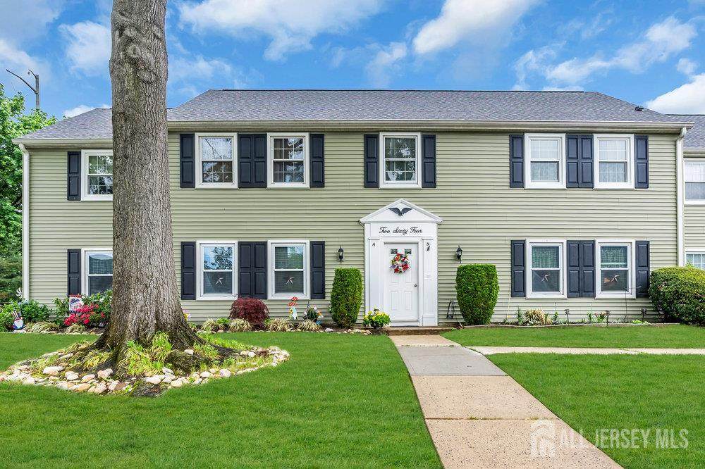 264 Middlebury Lane - Photo 1
