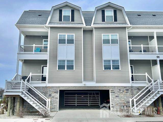 64 Sheridan Avenue - Photo 1
