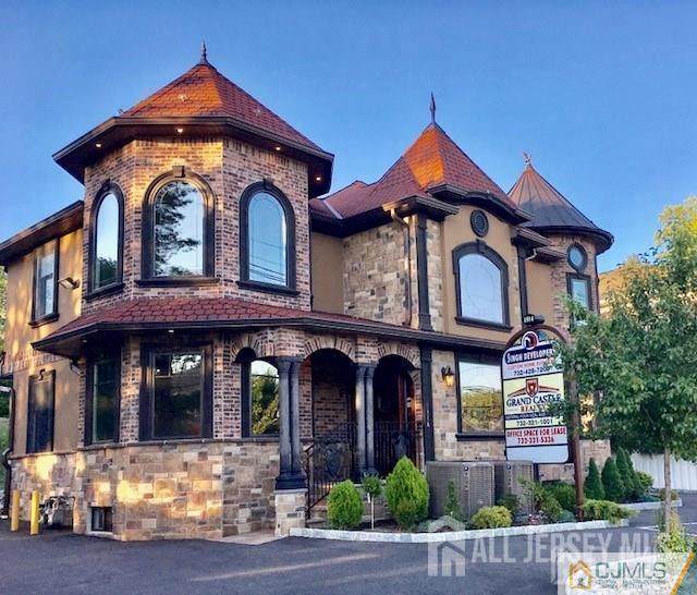 1914 Oak Tree Road - Photo 1