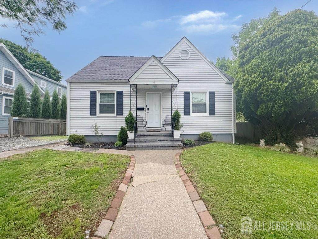 10 8th Avenue - Photo 1