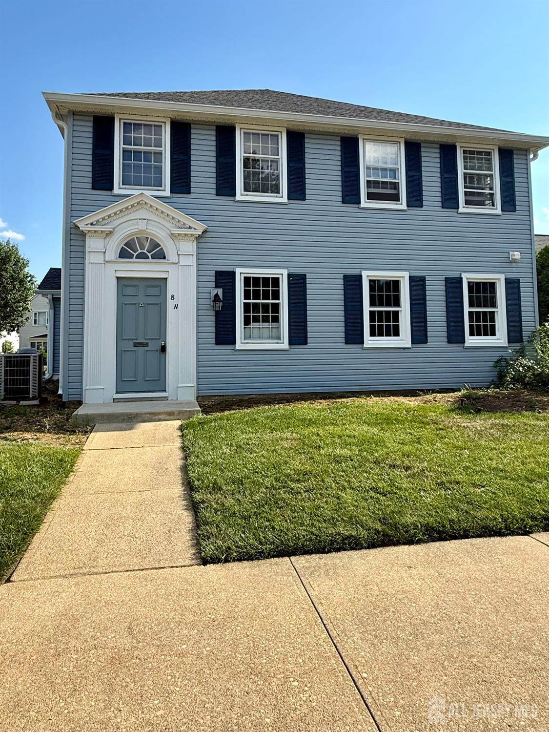 8-N Sussex Way - Photo 1