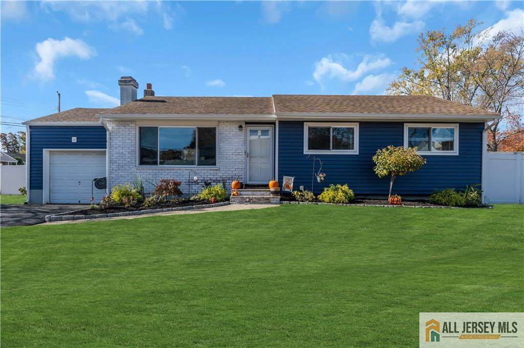 5 Kane Avenue - Photo 1