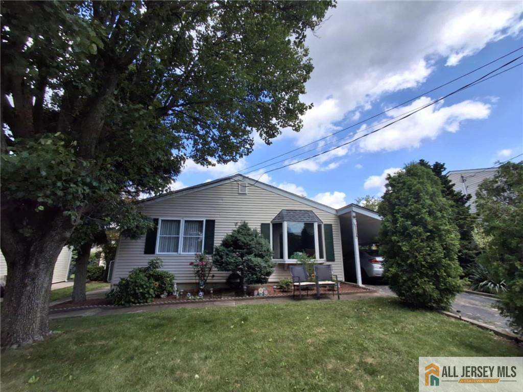 85 Pinetree Drive - Photo 1