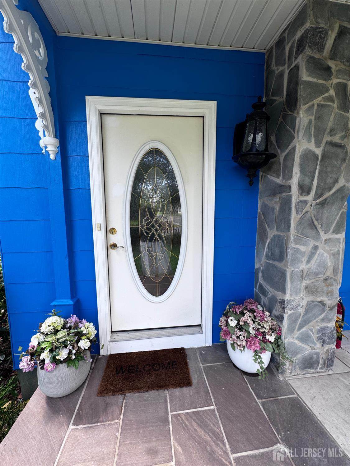 623-623 Main Street - Photo 1