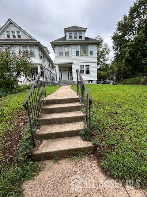 504 South 2nd Avenue - Photo 1