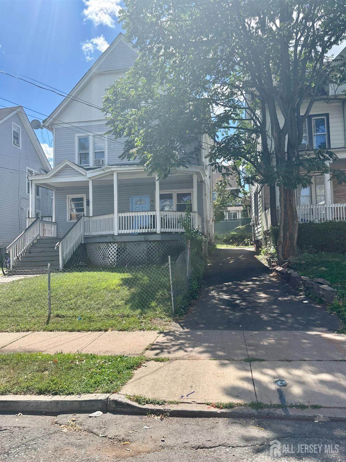 214 Redmond Street - Photo 1