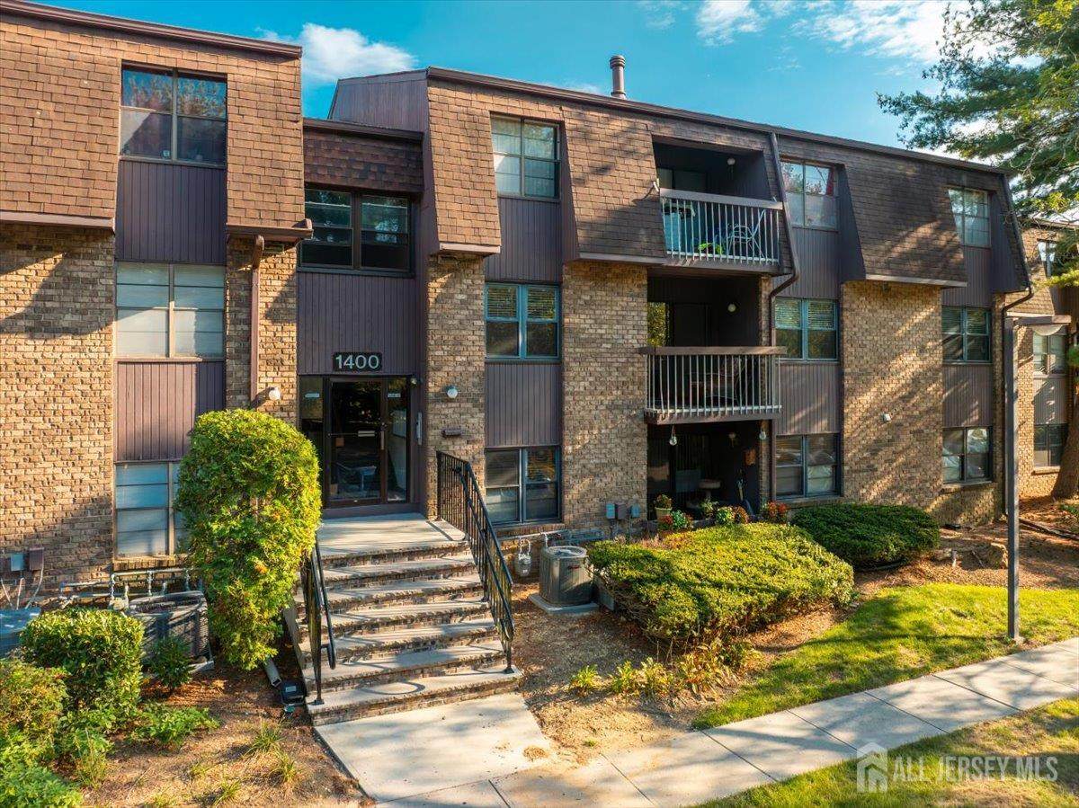 1421 Country Mill Drive - Photo 1