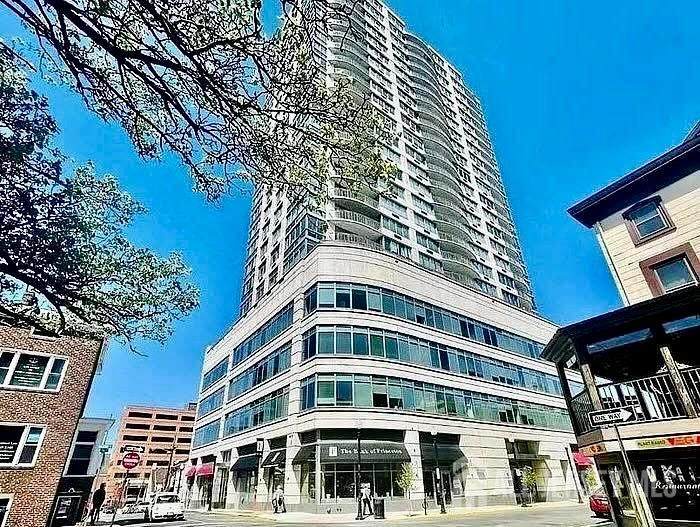 1 Spring Street - Photo 1
