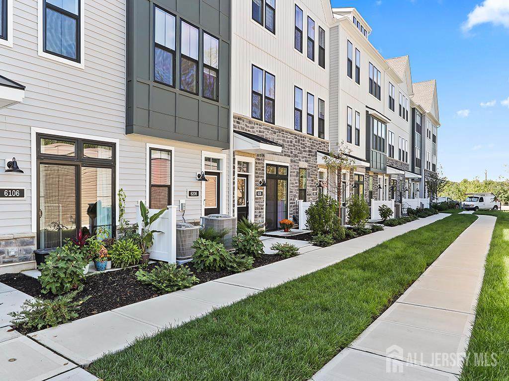 6105 Vivaldi Road - Photo 1