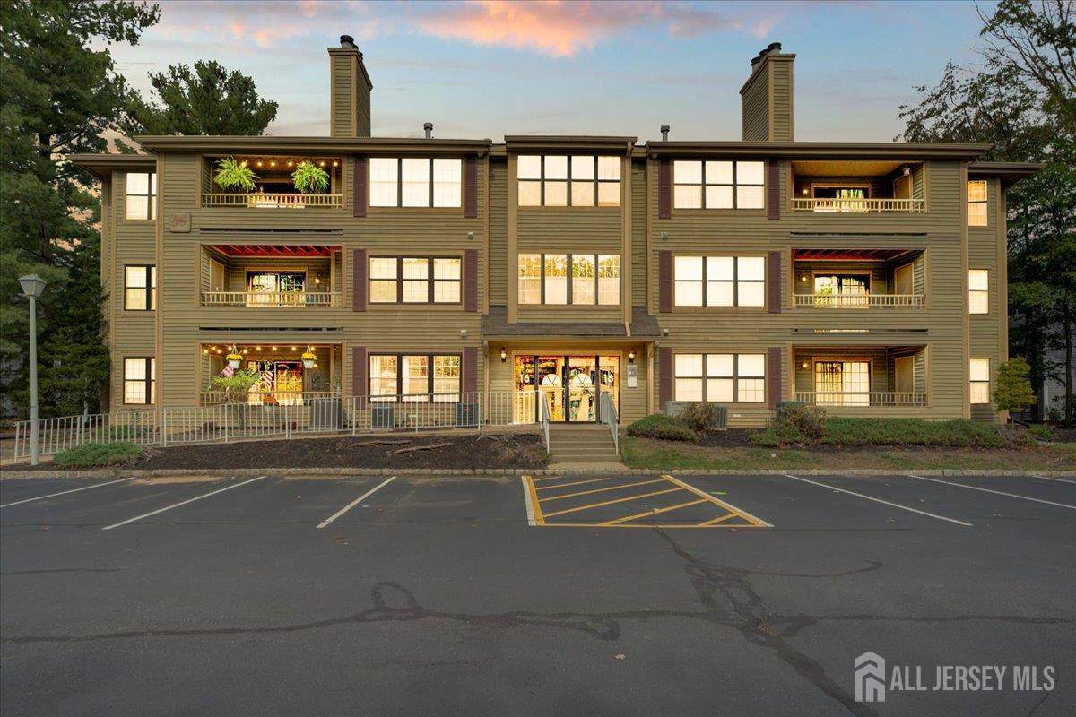 1610 Stoneridge Circle - Photo 1