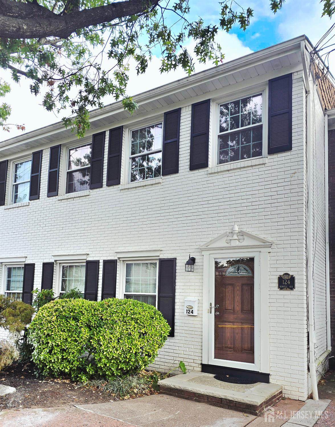 124 Howell Avenue - Photo 1