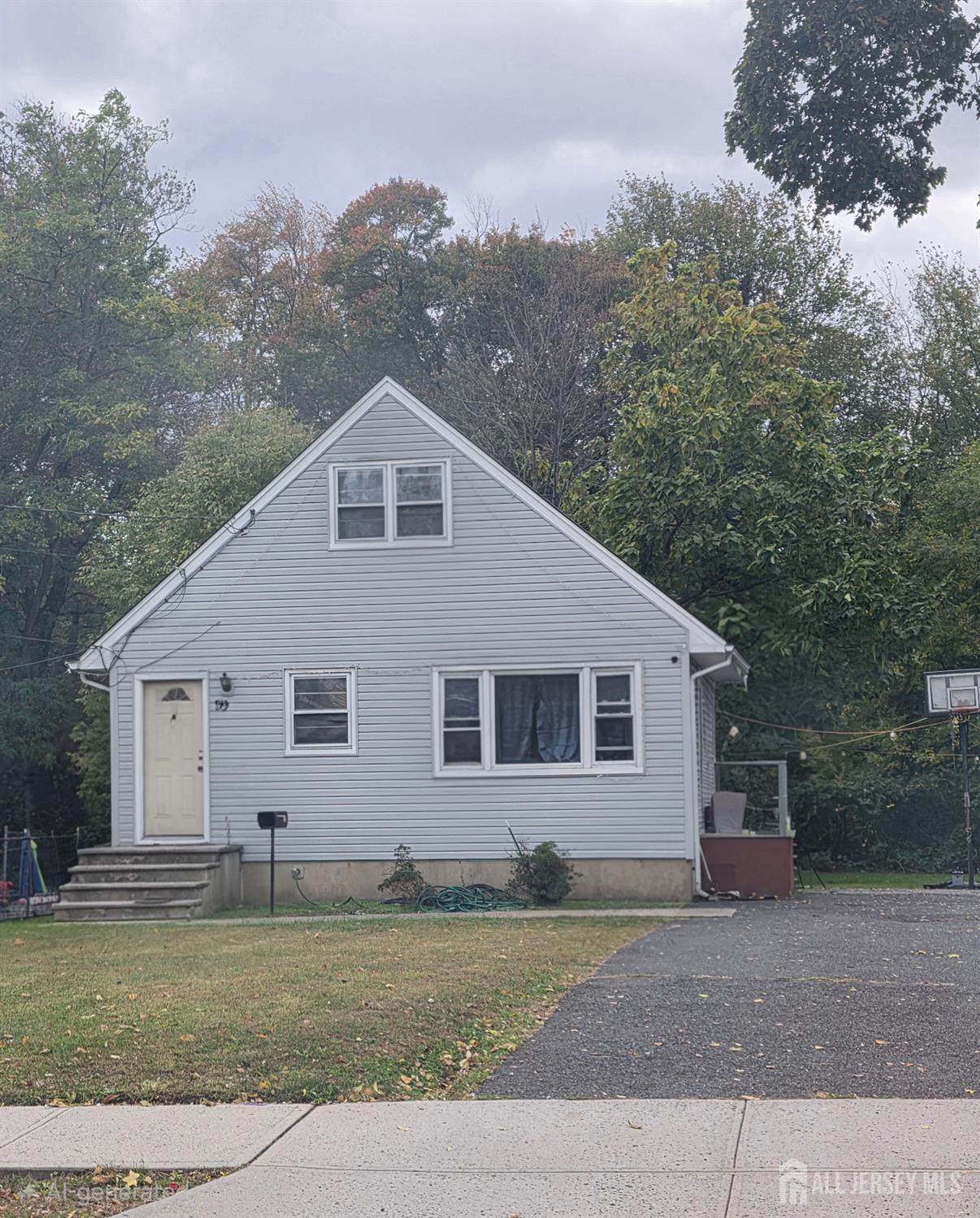 99 Raymond Avenue - Photo 1