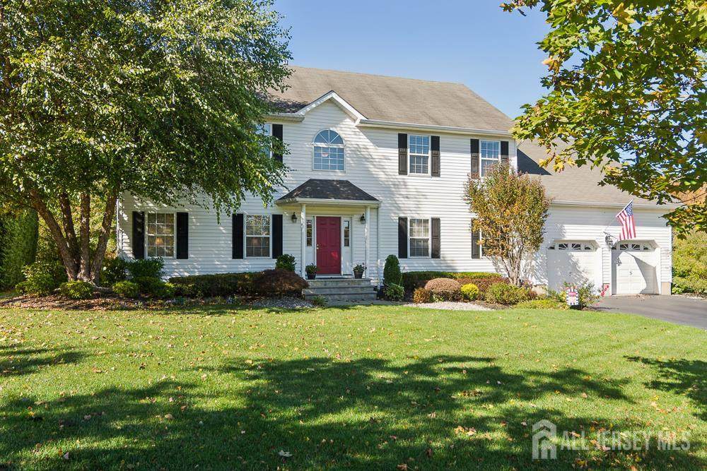 33 Samantha Circle - Photo 1