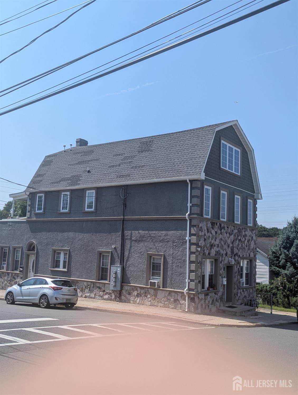 300 Cedar Street - Photo 1