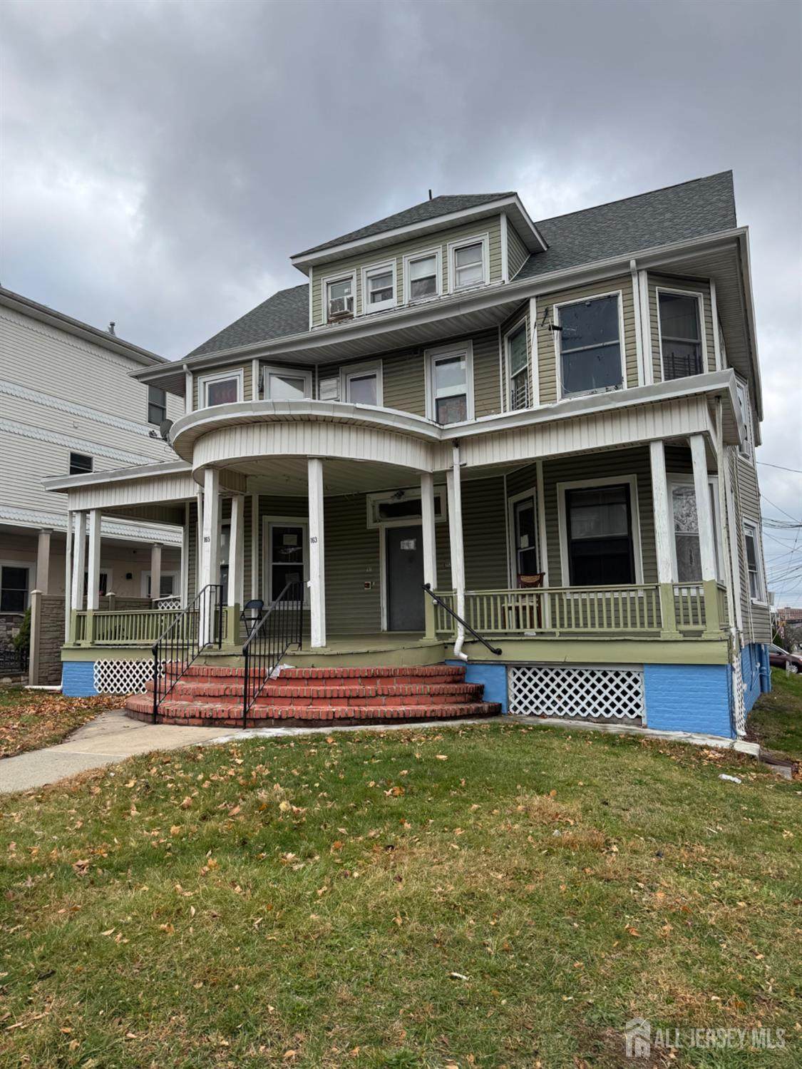 163 Livingston Avenue - Photo 1