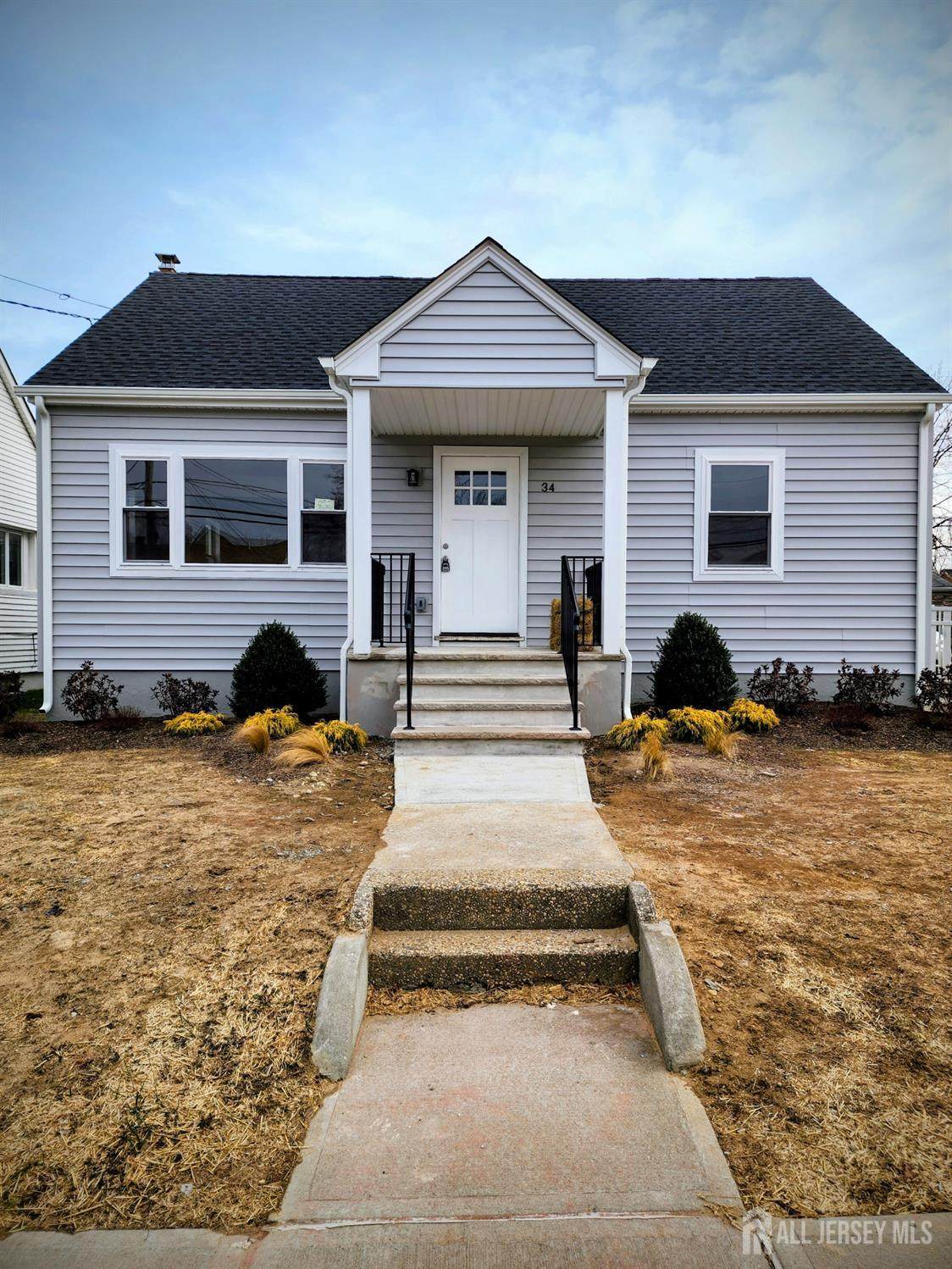 34 Scott Avenue - Photo 1