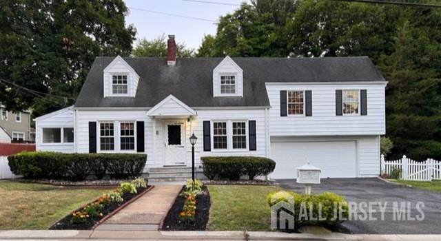 8 Lakeview Avenue - Photo 1