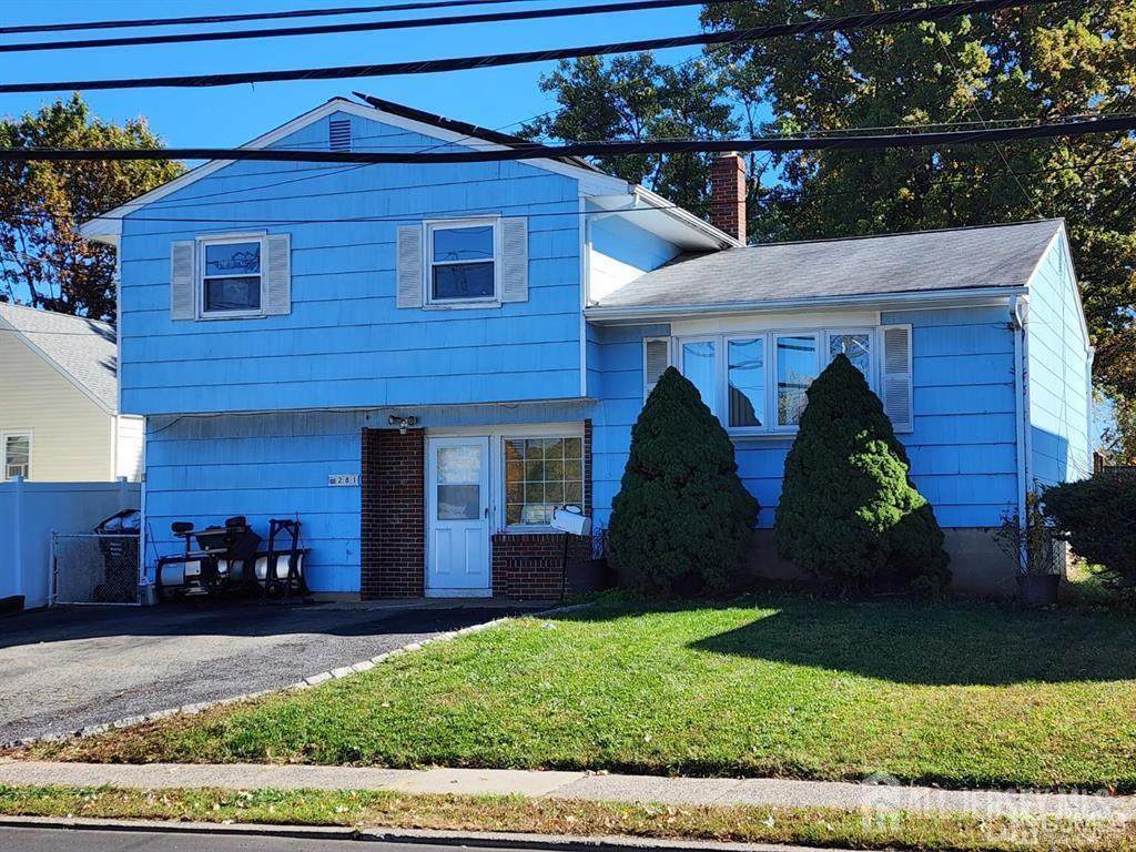 281 Middlesex Turnpike - Photo 1